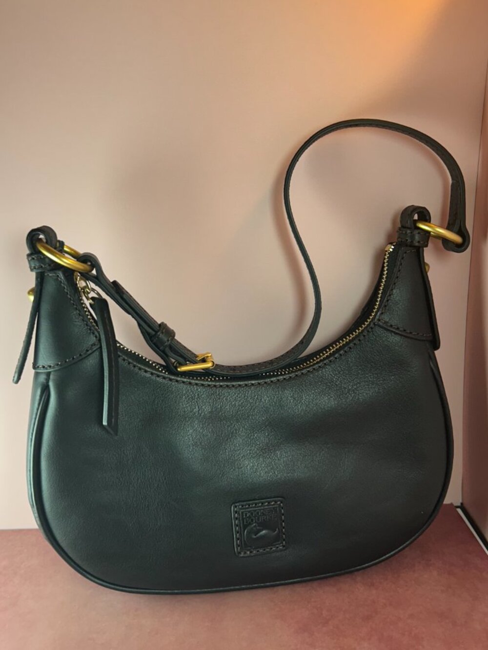 DOONEY & BOURKE LUCCA PEBBLED LEATHER BAGUETTE SHOULDER BAG - Picture 3 of 13
